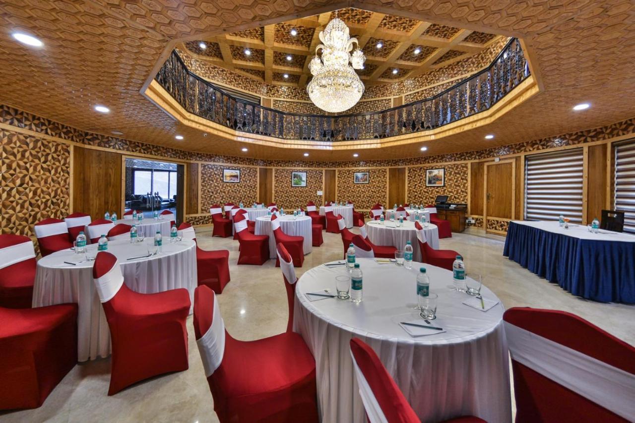 Hotel Royal Hillton Pahalgām Exterior foto